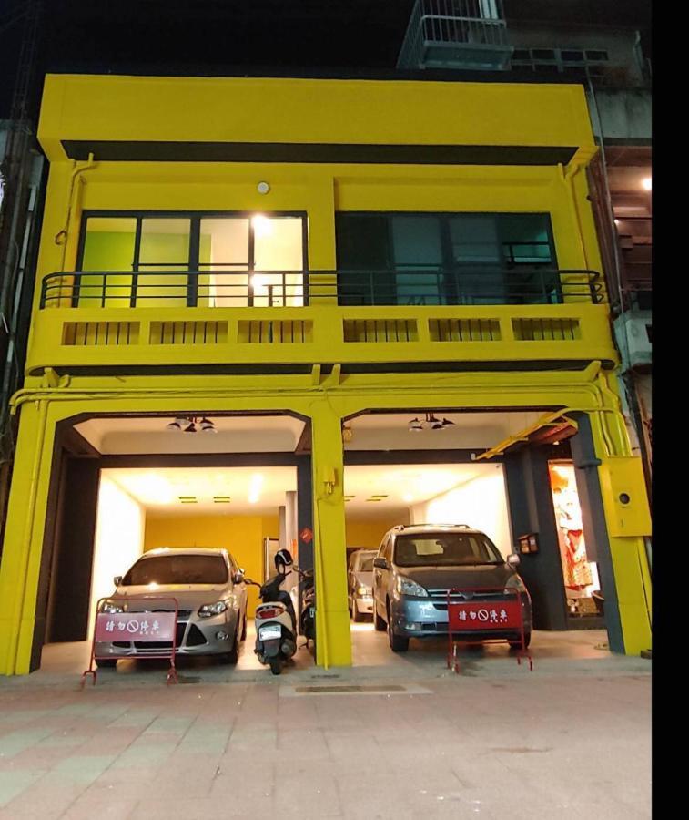 客旅家青年旅館 Travelers Plus Chiayi Exterior foto